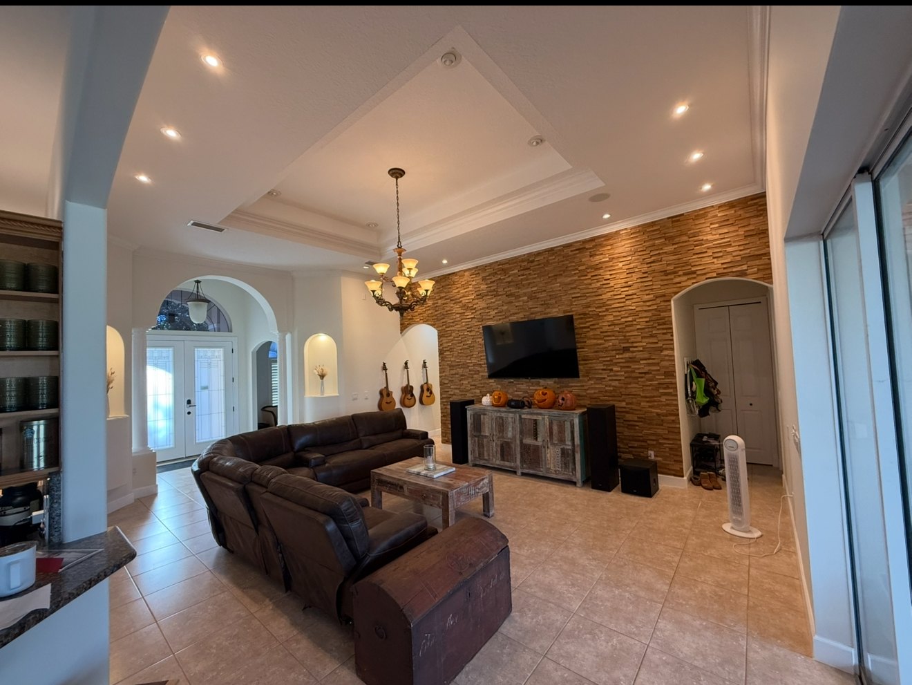 Accent wall lighting and recessed cans in a tray ceiling — Grand Haven, Palm Coast